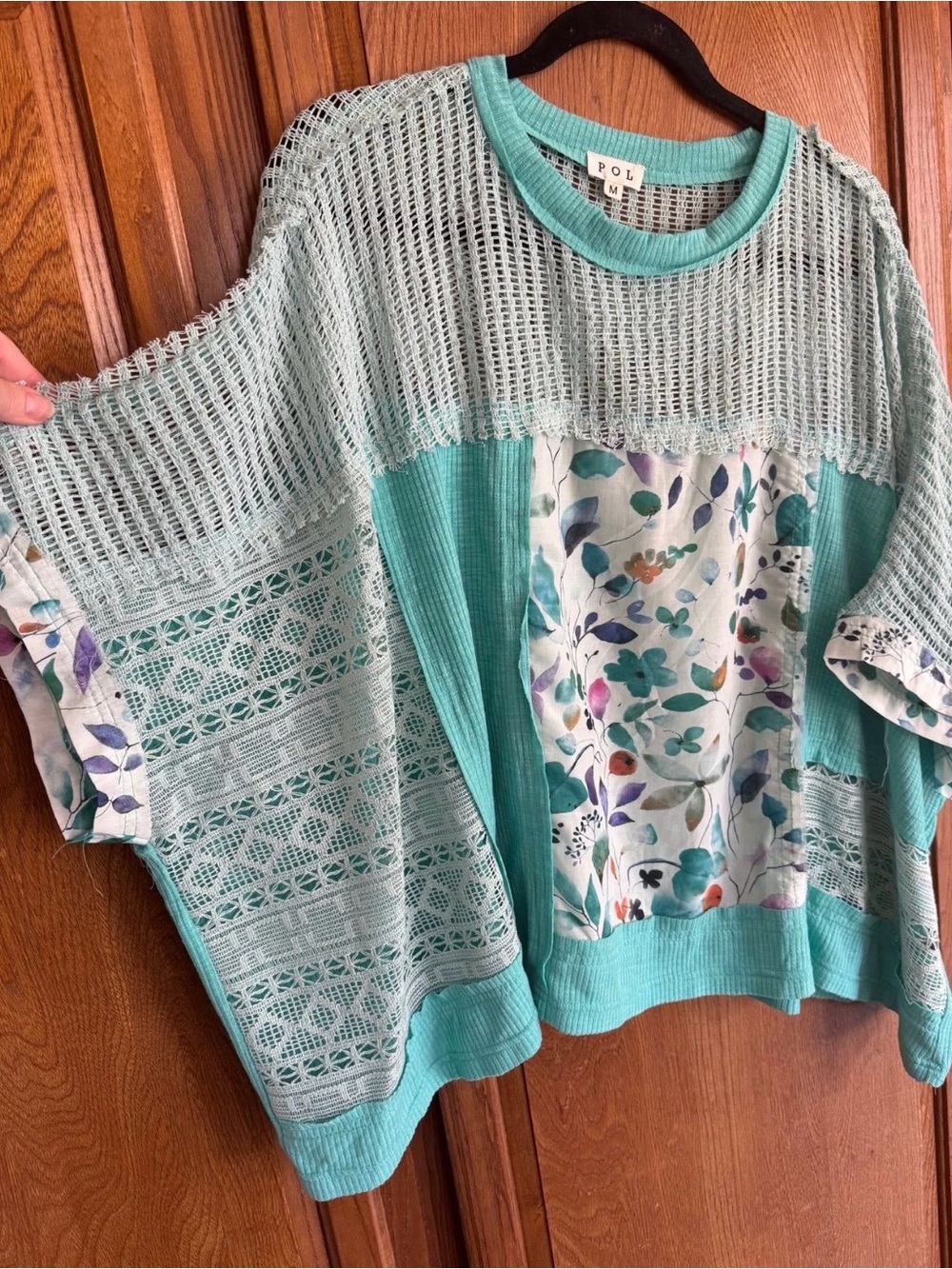 POL Boho Floral Mesh Panel Tee - Mint Floral - Picture 3 of 3